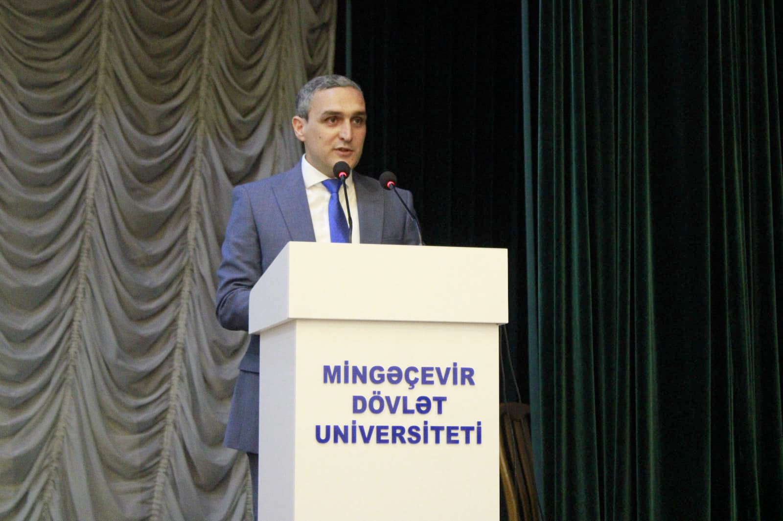 Rektor Şahin Bayramov: “Müstəqilliyimizi əbədi və dönməz edən Ulu Öndər” (AZƏRTAC)