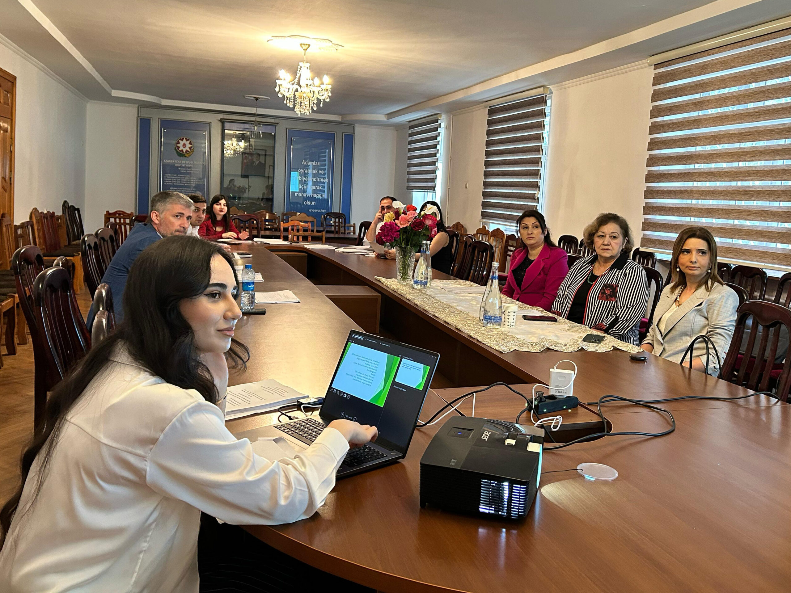 MDU-da magistrantların dissertasiya mövzuları müzakirə edilib
