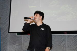 10