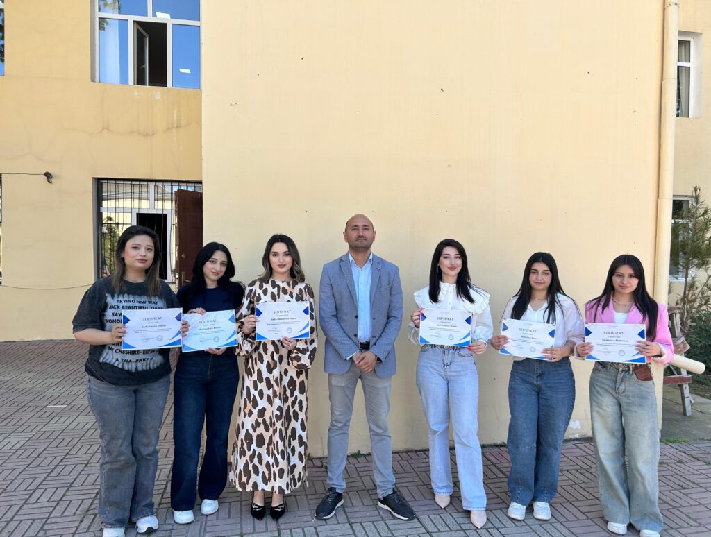 MDU tələbələri Sosial Media Marketinqinə aid kursu müvəffəqiyyətlə bitiriblər