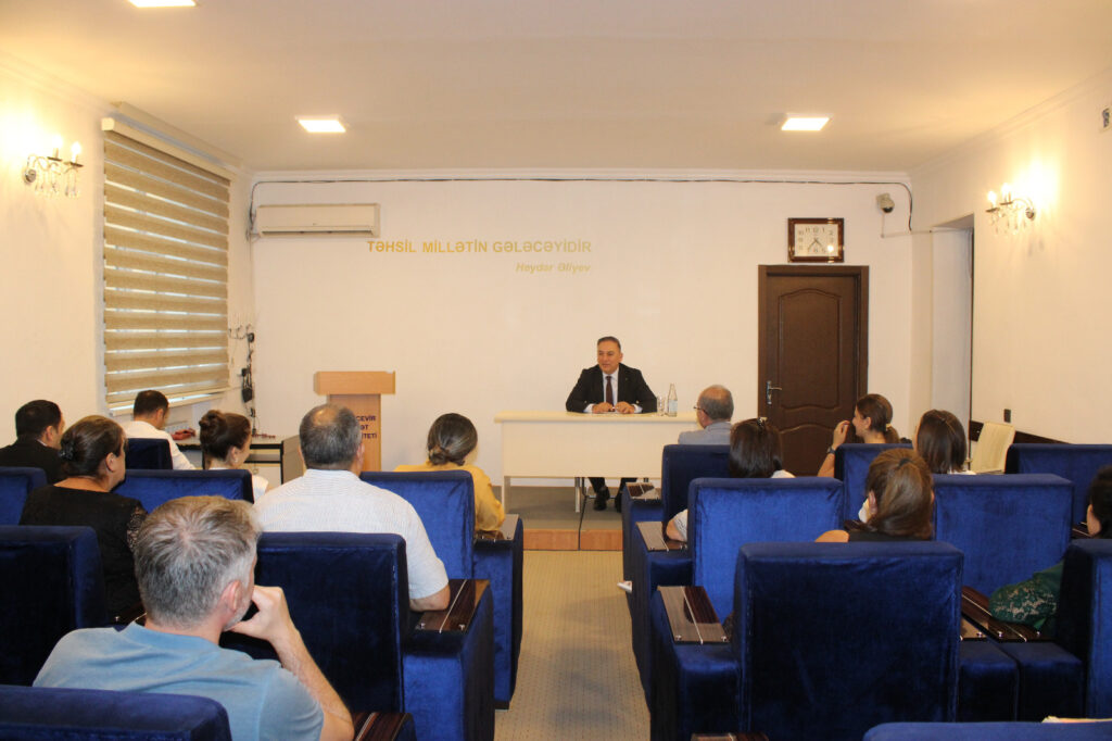 Rektor Anar Eminov yeni tədris ilinin başlaması münasibətilə Mingəçevir Dövlət Universitetinin fakültə və kafedra rəhbərlikləri ilə görüş keçirib