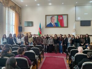 Gəncə Dövlət Universiteti-də tələbə qızlar üçün sahibkarlıq və karyera mövzusunda maarifləndiric